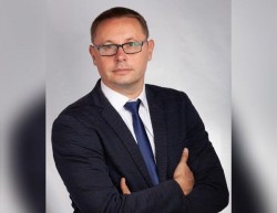 Депутат Волгодонской городской Думы  Алексей Плотников поздравил жителей 19 округа с Днем защитника Отечества