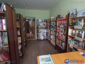 Депутат Волгодонской Думы Алексей Плотников совместно с ЖЭКом-1 отремонтировал читальный зал в детской библиотеке № 11