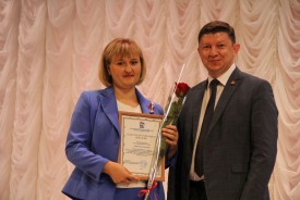 Поет «Единая Россия»: волгодонские партийцы поздравили горожан с предстоящим Днём России