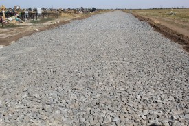 Депутаты провели мониторинг отсыпки дороги на третьем кладбище