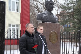 Волгодонцы почтили память героя