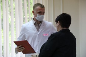 Людмила Ткаченко поздравила медицинских работников с профессиональным праздником