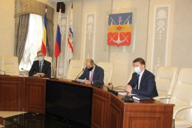 Комиссия по социальному развитию: стартовала прививочная кампания подростков