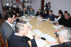 Депутаты взяли под контроль коммуналку