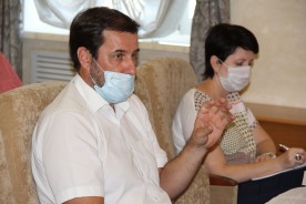На бюджетной комиссии обсудили льготный проезд школьников, пенсионеров и Почетных граждан