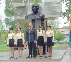 «Главная задача депутата - помогать людям»