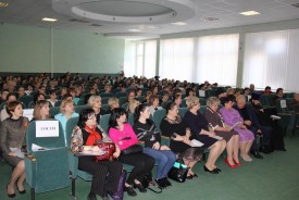 Председатель Думы-глава города пообщалась с педагогами на научно-практической конференции