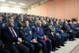 Людмила Ткаченко поздравила спасателей Волгодонска