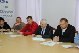 Депутаты обеспокоены приостановкой строительства медсанчасти