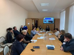 В Центре общественных организаций обсудили организацию театральной лаборатории для подростков