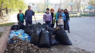 В Волгодонске «месячник чистоты» завершился массовым субботником