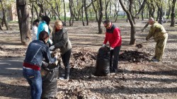 В Волгодонске «месячник чистоты» завершился массовым субботником