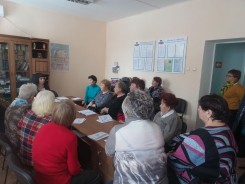 В тесном сотрудничестве с центром занятости населения