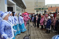 В 8 округе депутат Сергей Асташкин организовал праздник для жителей «Гуляй, народ – Масленица у ворот!»