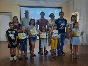 3 округ. Фотоконкурс "Мама, папа, Я - читающая семья"