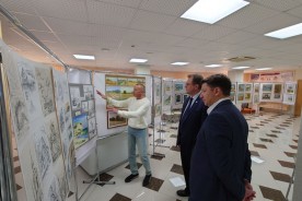 На Ростовской АЭС открылась выставка картин донских художников, посвященная атомной энергетике