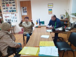 Мусор и благоустройство территории – главные темы депутатского приема в округе №4