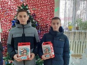 Новогодние подарки прибыли в округ № 4 Волгодонска
