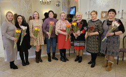 Поздравление с Днём 8 Марта председателей советов МКД в 13 округе!
