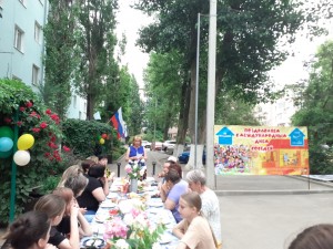 Весело и душевно в округе № 4 отметили День соседей