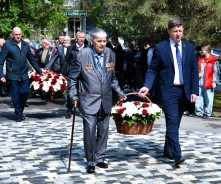 39 лет назад произошла авария на Чернобыльской АЭС: волгодонцы возложили цветы к памятному знаку, пострадавшим от радиационных катастроф