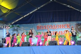 День города отпраздновали в микрорайонах