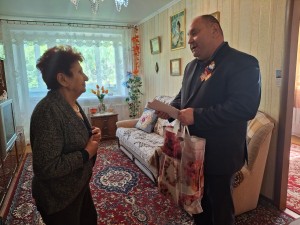 Поздравления ветеранам перед Днем Победы