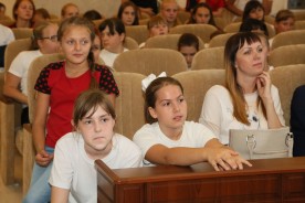 Олимпийских чемпионок поздравили в  родном городе