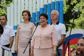 Волгодонские депутаты вместе с жителями отметили День России в парке «Победы»