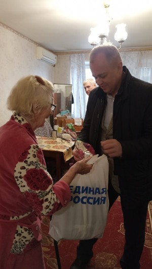 3 округ: "С Новым годом, ветеран!"