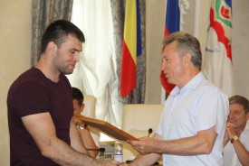 В Администрации чествовали призеров Спартакиады Дона