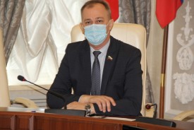 Комиссия по социальному развитию: стартовала прививочная кампания подростков