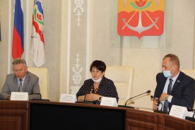 Людмила Ткаченко представила отчет о результатах деятельности председателя городской Думы – главы города Волгодонска за 2019 год