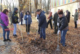 Председатель Волгодонской городской Думы и сотрудники аппарата приняли участие в городском субботнике