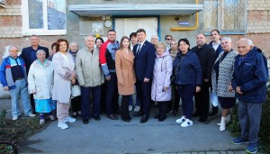 Округ 5 Открытие памятного знака в честь Алексея Бурдюгова