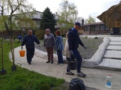 Волгодонские депутаты приняли участие в традиционном весеннем Дне древонасаждения 