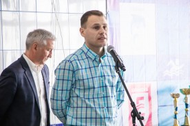 250 спортсменов собрались на областном турнире по плаванию в честь Юлии Ефимовой
