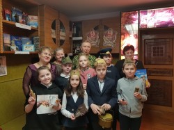 Патриотическое мероприятие состоялось для юных жителей округа №14 в клубе ветеранов 