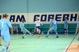 На  футбольном поле равных пока нет…