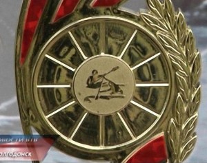 ДЮСШ-4 : ВЕРНУЛИСЬ С НАГРАДАМИ
