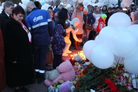 «Кемерово, мы с тобой»: волгодонские депутаты приняли участие в акции памяти 