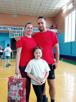 3 округ: "Папа, мама, Я - спортивная семьЯ!"