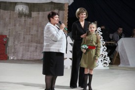 Волгодонские гимнастки показали сказку «12 месяцев»