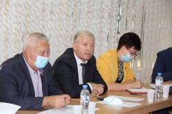 Садоводы и представители власти встретились за круглым столом