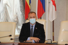 Социальная комиссия: нужна новая поддержка для привлечения в город врачей 