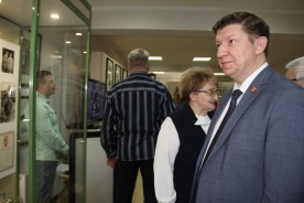 «Творцом остановленный миг»: открылась выставка к 90–летию фотожурналиста Алексея Бурдюгова 