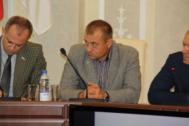 Депутатская комиссия по социальному развитию: детский отдых, образование в сфере искусства и Год добровольца