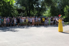 Людмила Ткаченко открыла первую смену в центре оздоровления и отдыха «Ивушка»