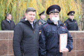 Сергей Ладанов поздравил волгодонских полицейских с праздником