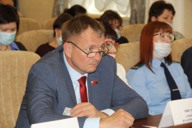Сергей Макаров представил депутатам отчет о работе администрации Волгодонска за 2021 год